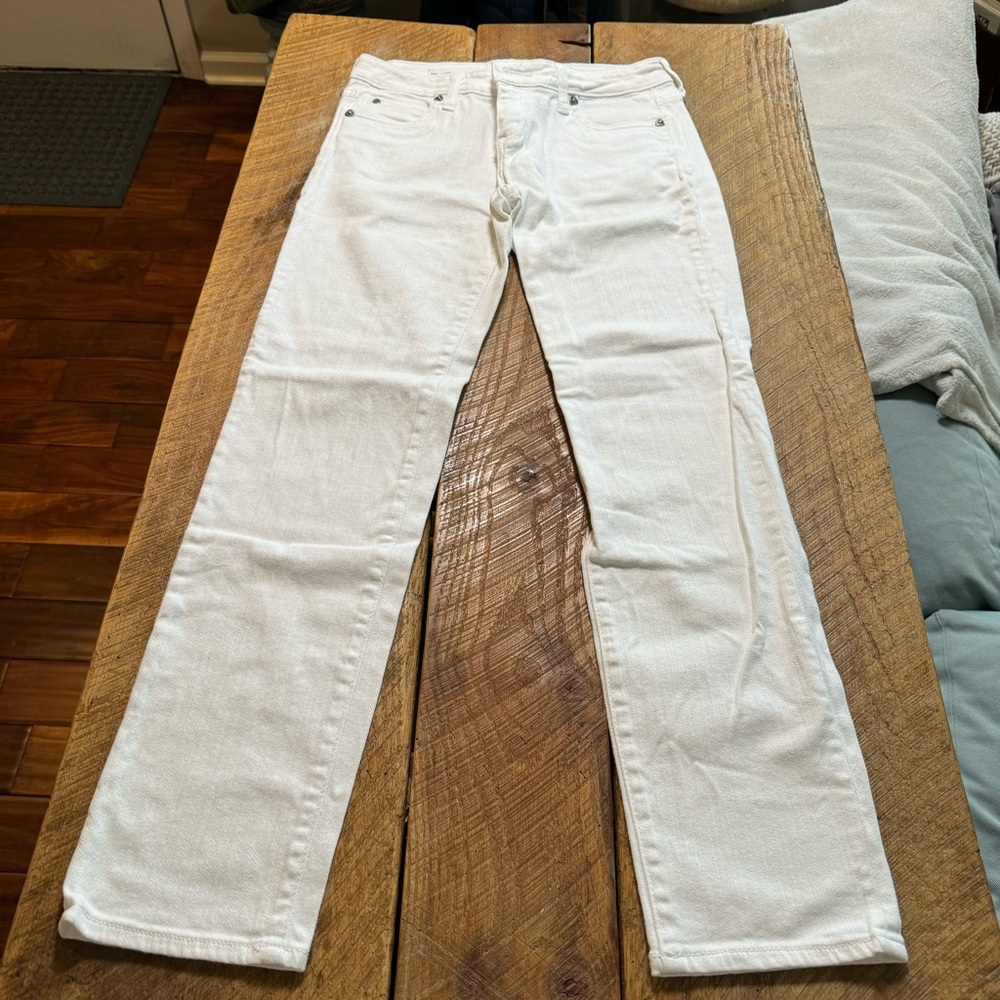 Kut from the Kloth Katy boyfriend white cotton/spandex stretch jeans, Size 4